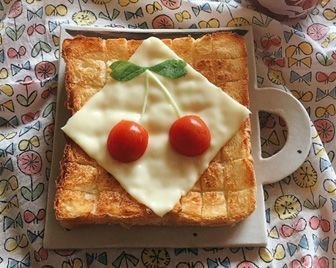 Тосты с вишенками – новый японский тренд