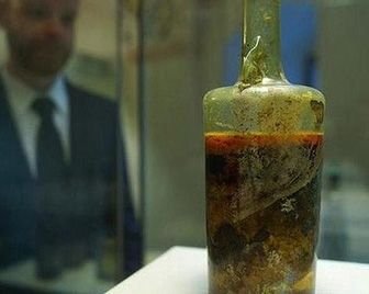 Самая старая бутылка для вина была изготовлена в 4 веке